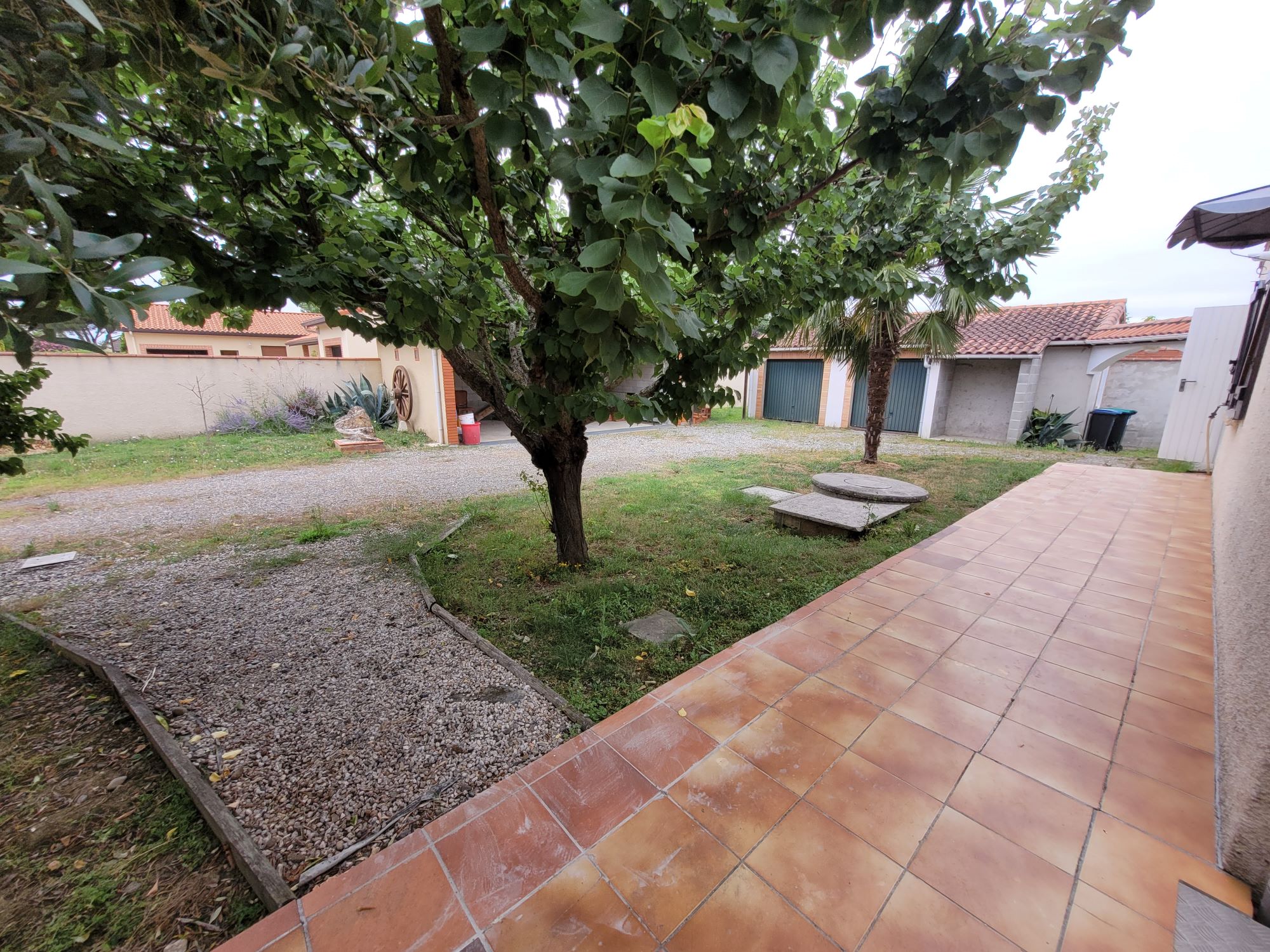 EXTERIEUR 2